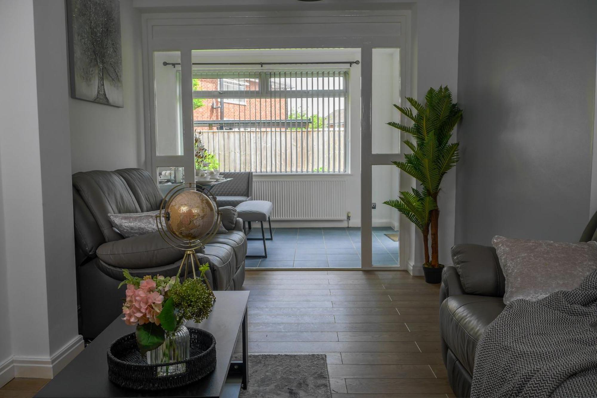 Modern 4 Bedroom Detatched House 스톡튼온티스 외부 사진